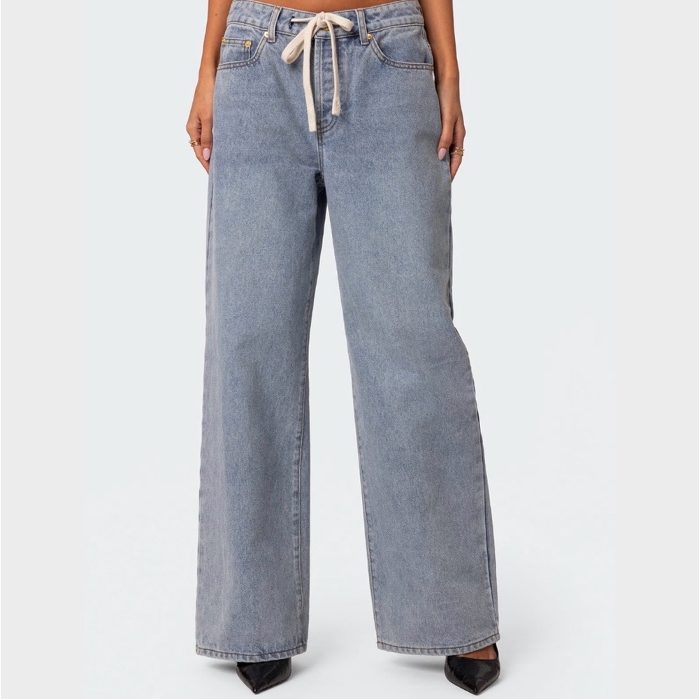 Edikted Light Blue Flare Jeans